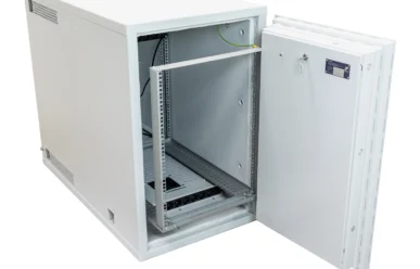 Kaso R16 burglary-resistant server cabinet rack with an open door and a pull-out 19-inch server rack frame for easy rack server installation.